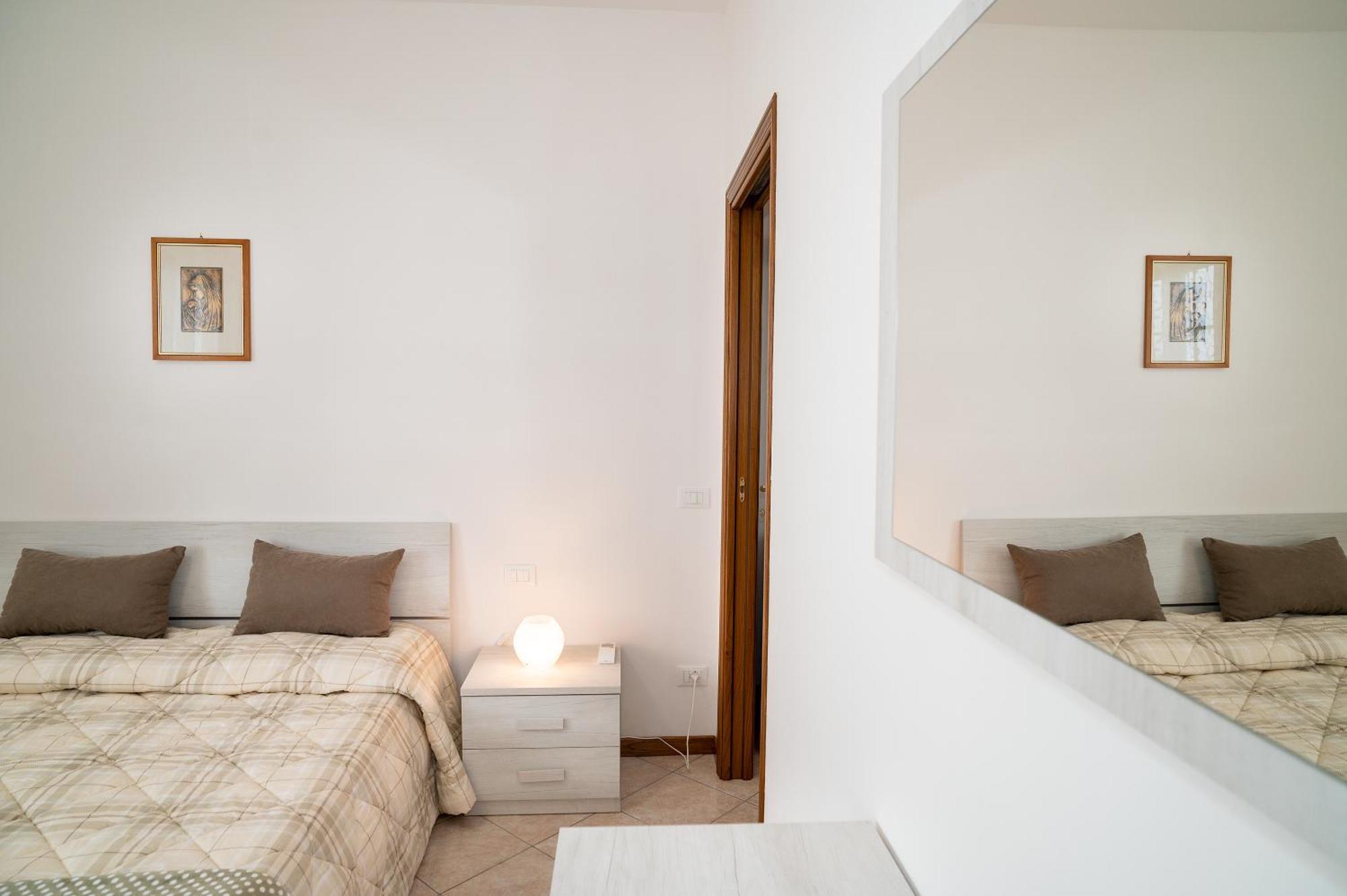 Casa Vacanze Dalla Ci Capezzano Pianore Exterior foto